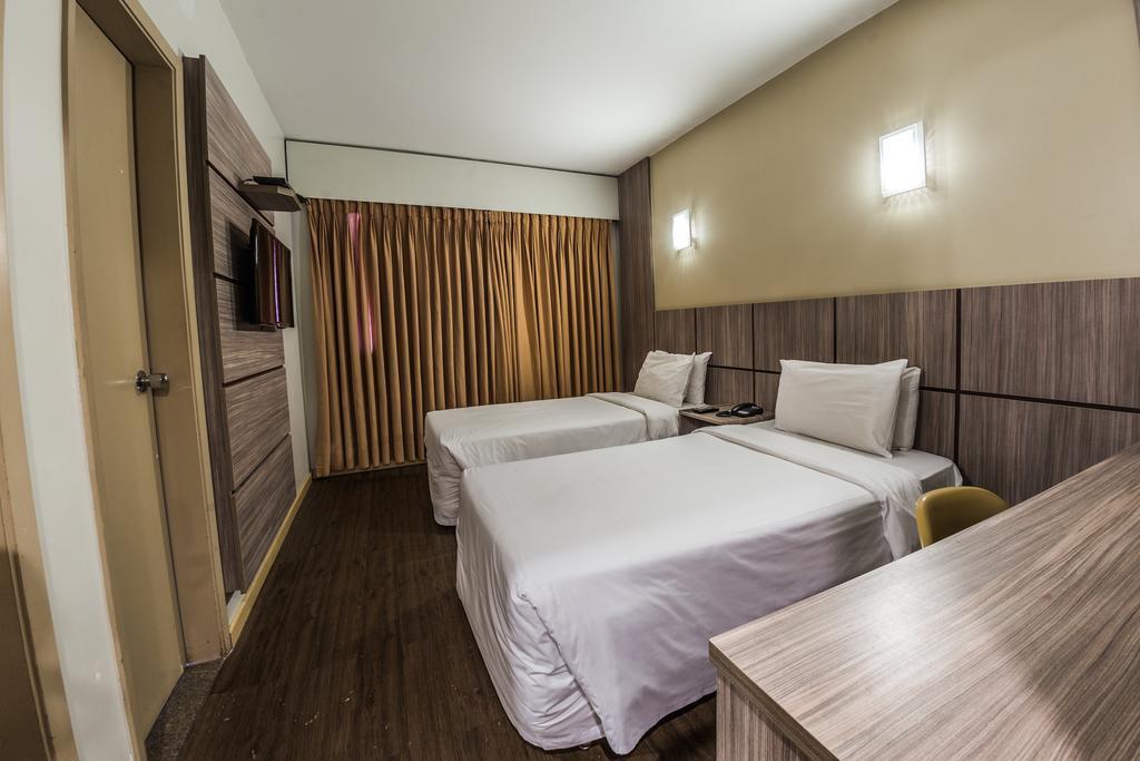 Hotel America Bittar